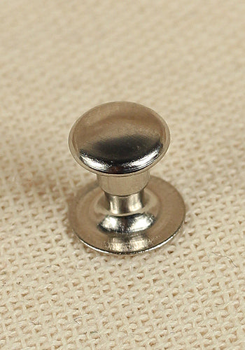 Hollow rivet Ø5.8 x 6.5 mm made of iron and nickel, ideal for LARP and medieval leather gear.