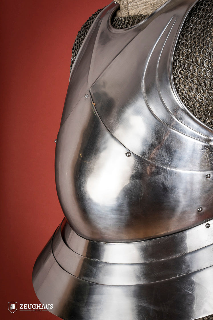 Infantry Milanese Breastplate made of 1.6mm polished carbon steel with adjustable leather straps, showcasing its craftsmanship and design.