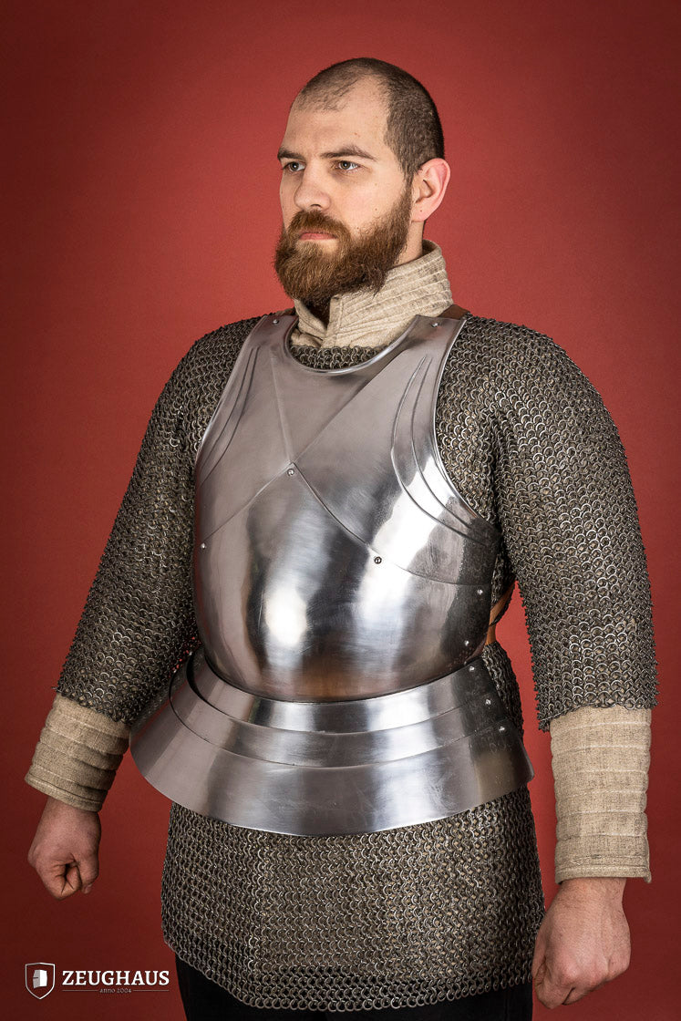 Infantry Milanese Breastplate made of 1.6mm polished carbon steel with adjustable leather straps, showcasing its craftsmanship and design.