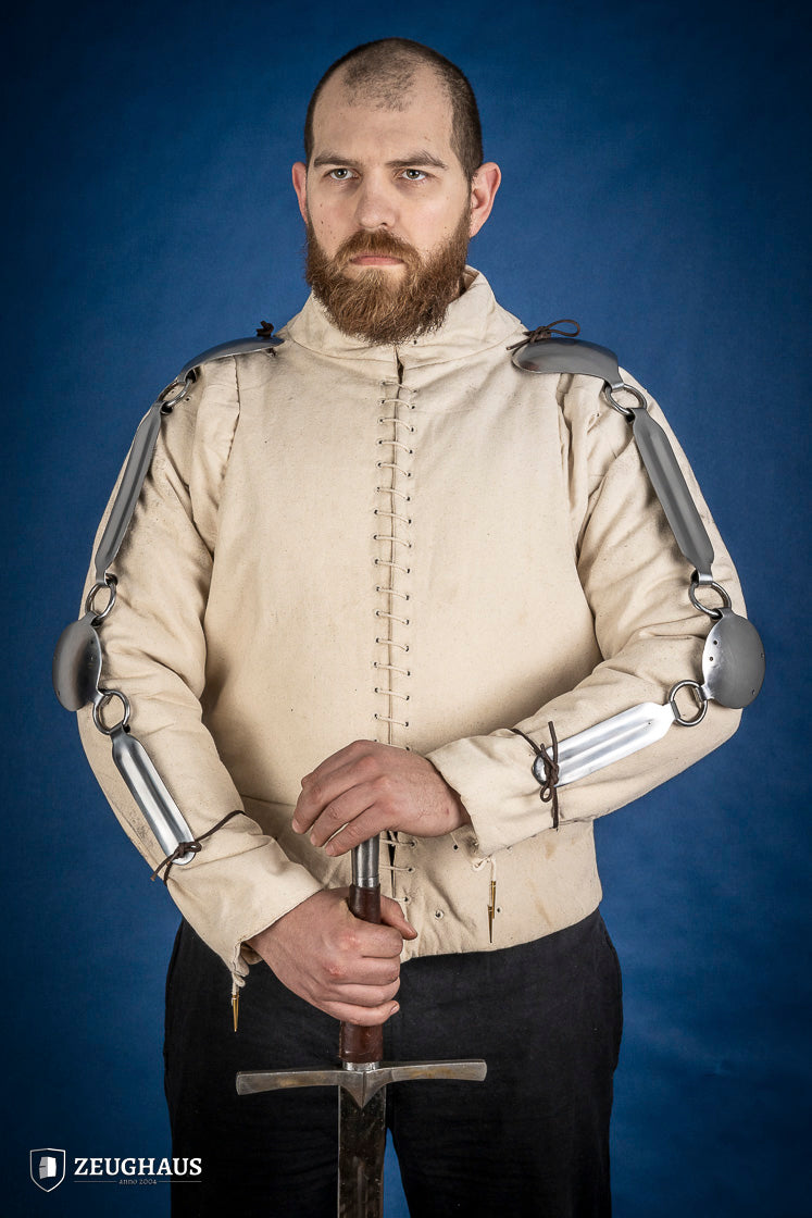 Jack Chains 1.6mm polished, handcrafted steel chains for medieval protection, showcasing their unique design and polished finish.