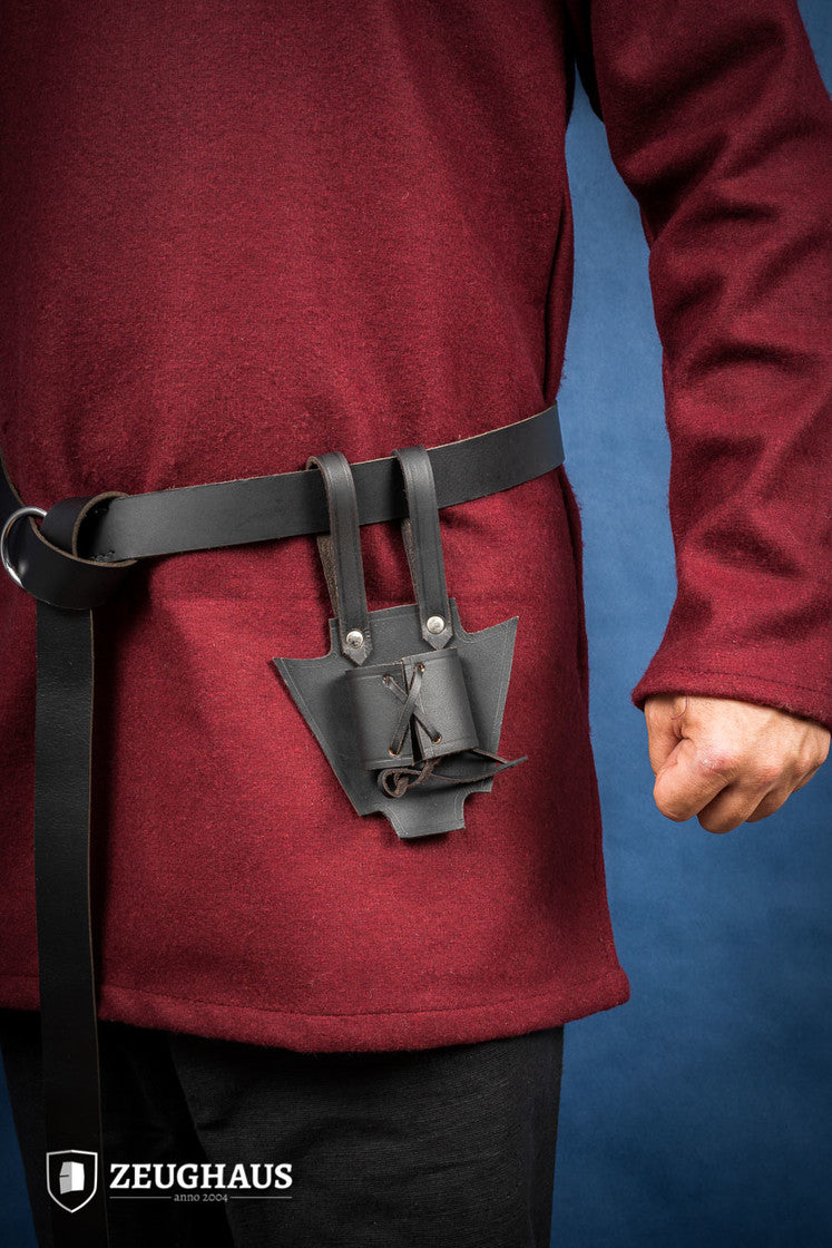 Leather Weapon Frog David Black B-Stock, designed for secure sword carrying, featuring high-quality leather and compact size.