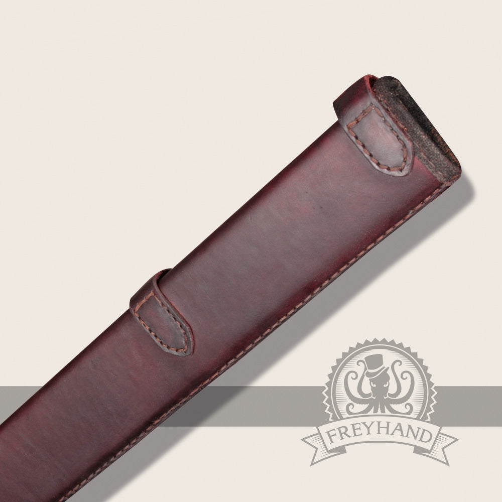 Long Scabbard Melia Brown made from vegetable tanned leather, featuring a sturdy design and fabric-lined edge for weapon protection.