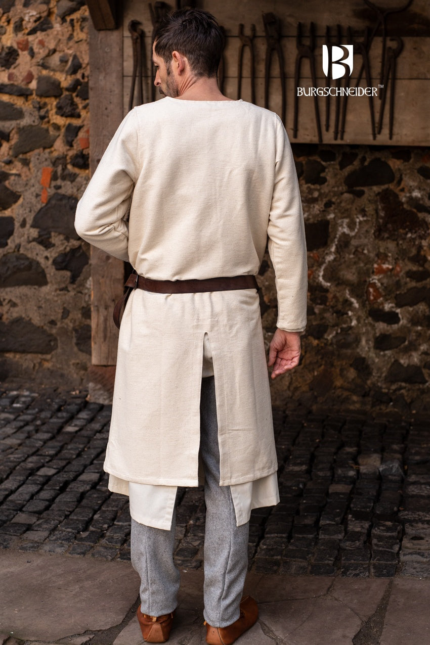 Long Tunic Arnaud Natural made from 100% cotton, featuring long sleeves and a knee-length design, perfect for medieval events.