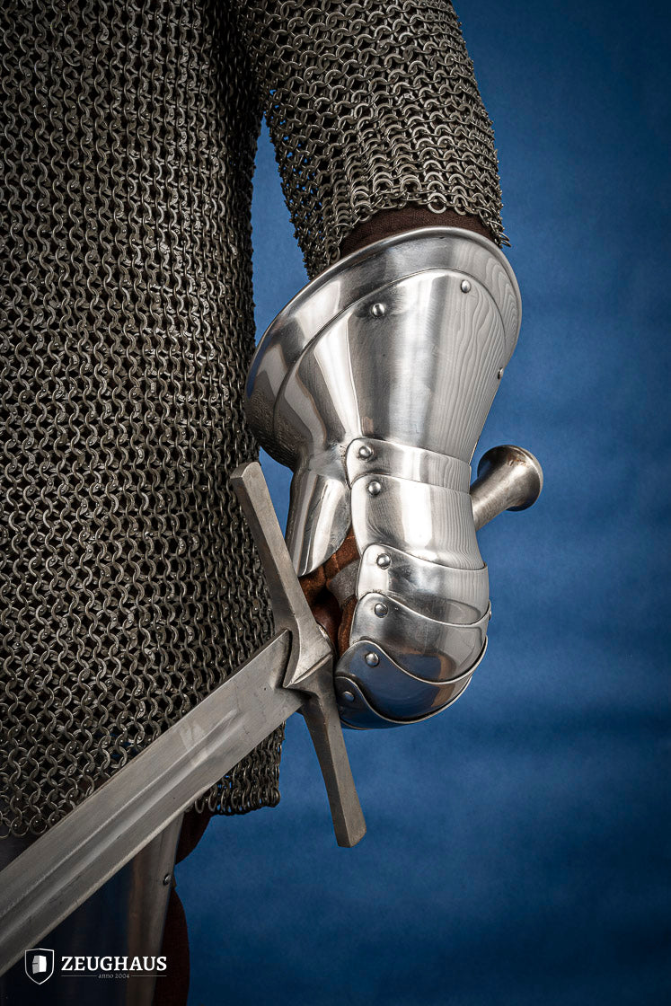 15th Century Mitten Gauntlets made of 1.2 mm steel, featuring a leather strap for secure fit and layered construction for protection.