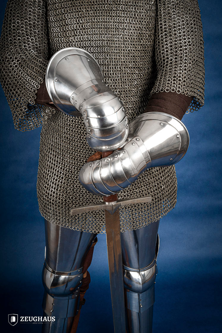 15th Century Mitten Gauntlets made of 1.2 mm steel, featuring a leather strap for secure fit and layered construction for protection.