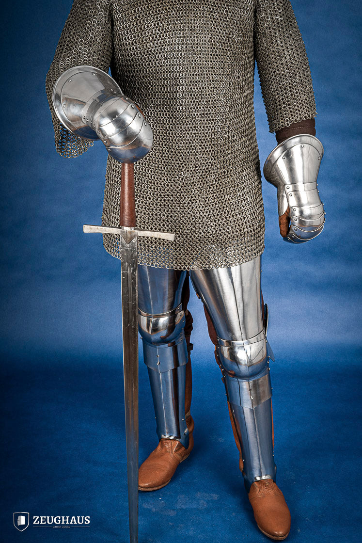 15th Century Mitten Gauntlets made of 1.2 mm steel, featuring a leather strap for secure fit and layered construction for protection.