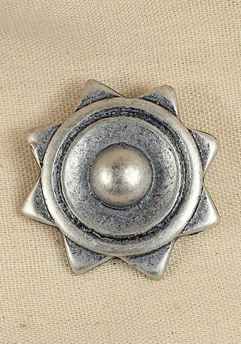 Rivet-Plate Sirius Antique Silver, a 40 mm zinc accessory for leather products, ideal for LARP and medieval costumes.
