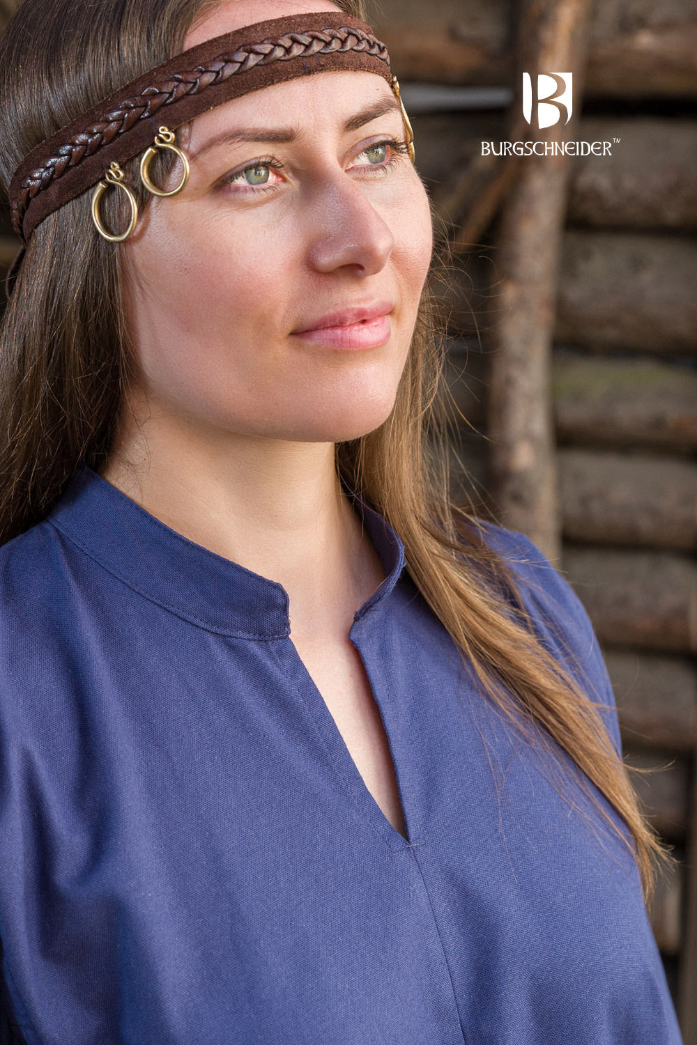 Marzena Rus Dress in dark blue featuring long sleeves, narrow V neckline, and elegant collar, designed for comfort and mobility.