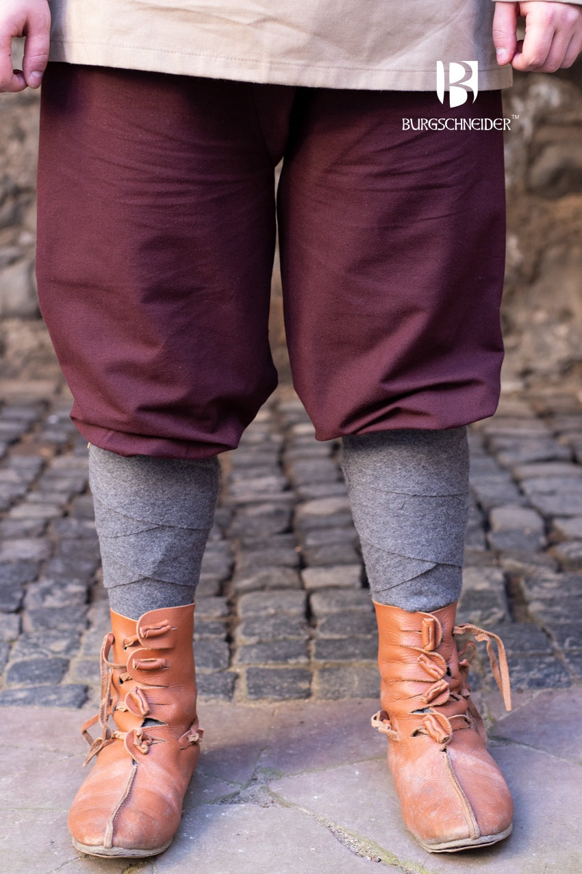 Rus Pants Kyivan Brown, knee-length pants inspired by Viking attire, featuring a comfortable fit and pluder optics.