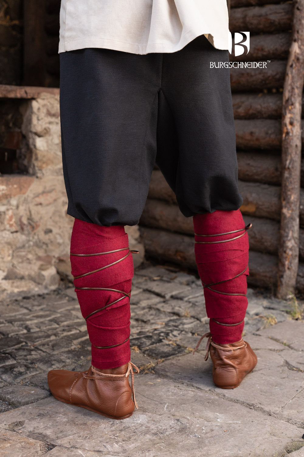 Yaroslav Rus Pants in Black featuring a drawstring waist and gussets for mobility, ideal for historical reenactments.