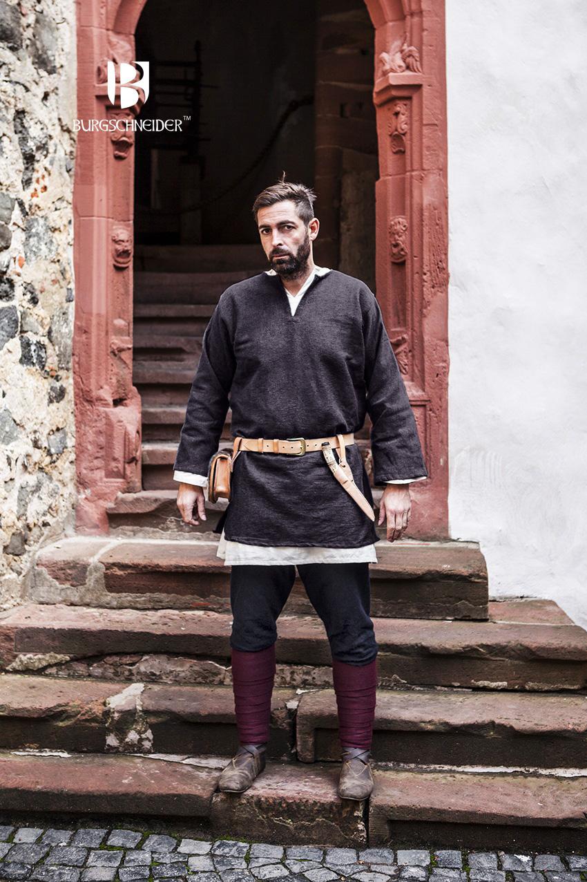 Short Tunic Erik Grey made from heavy, coarsely woven fabric, featuring a slit neckline and belted design, perfect for medieval enthusiasts.