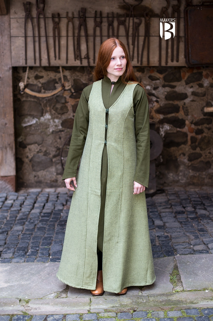 Sleeveless Coat Maiva in Linden Green, featuring a V-neck, feminine waist, and flowing design, perfect for medieval-themed events.