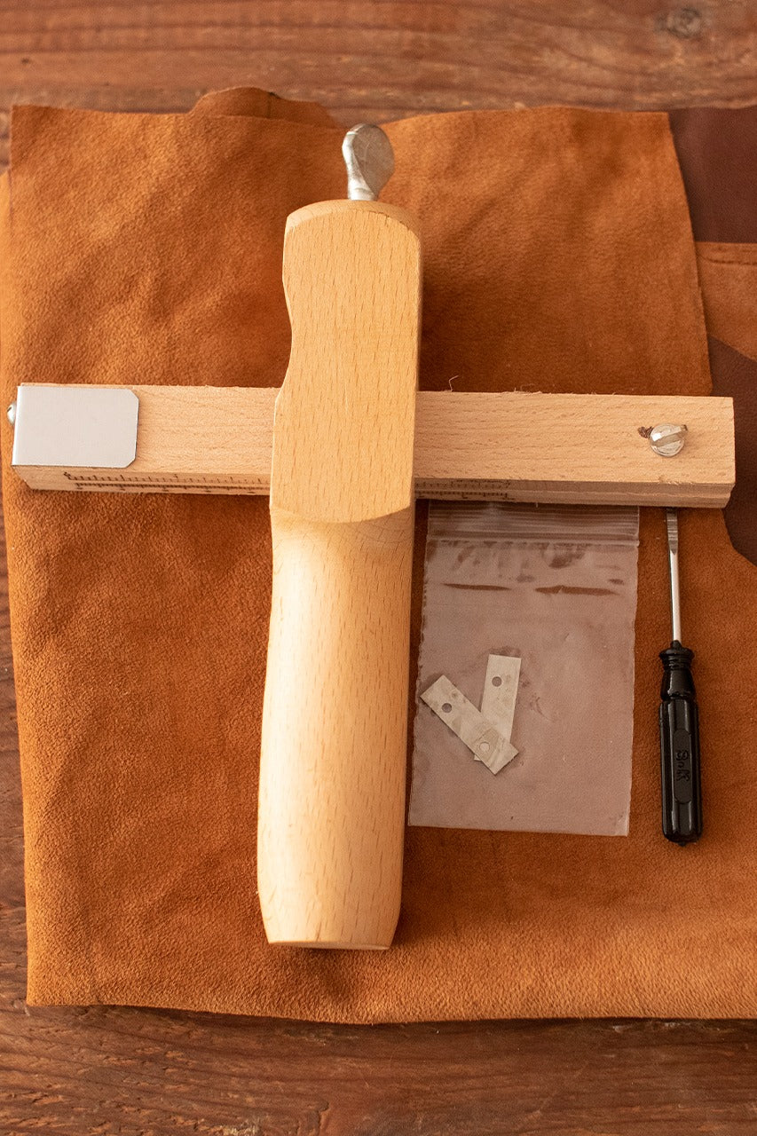 Strap Cutter ECO made of wood, designed for cutting leather stripes with precision and clean edges.