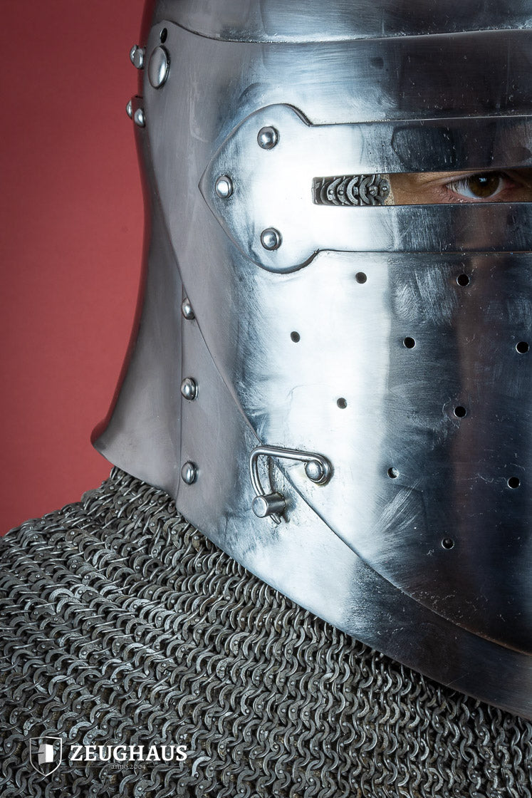 Sugar Loaf Helmet with adjustable visor, featuring a polished finish and a striking cross design, ideal for reenactments and LARP.