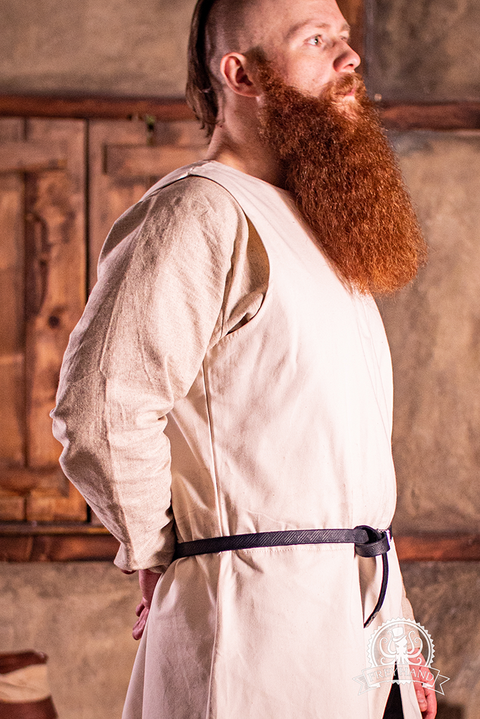 Robert Tabard in Natural color, made from durable canvas cotton, featuring a front slit and sleeveless design for medieval reenactments.