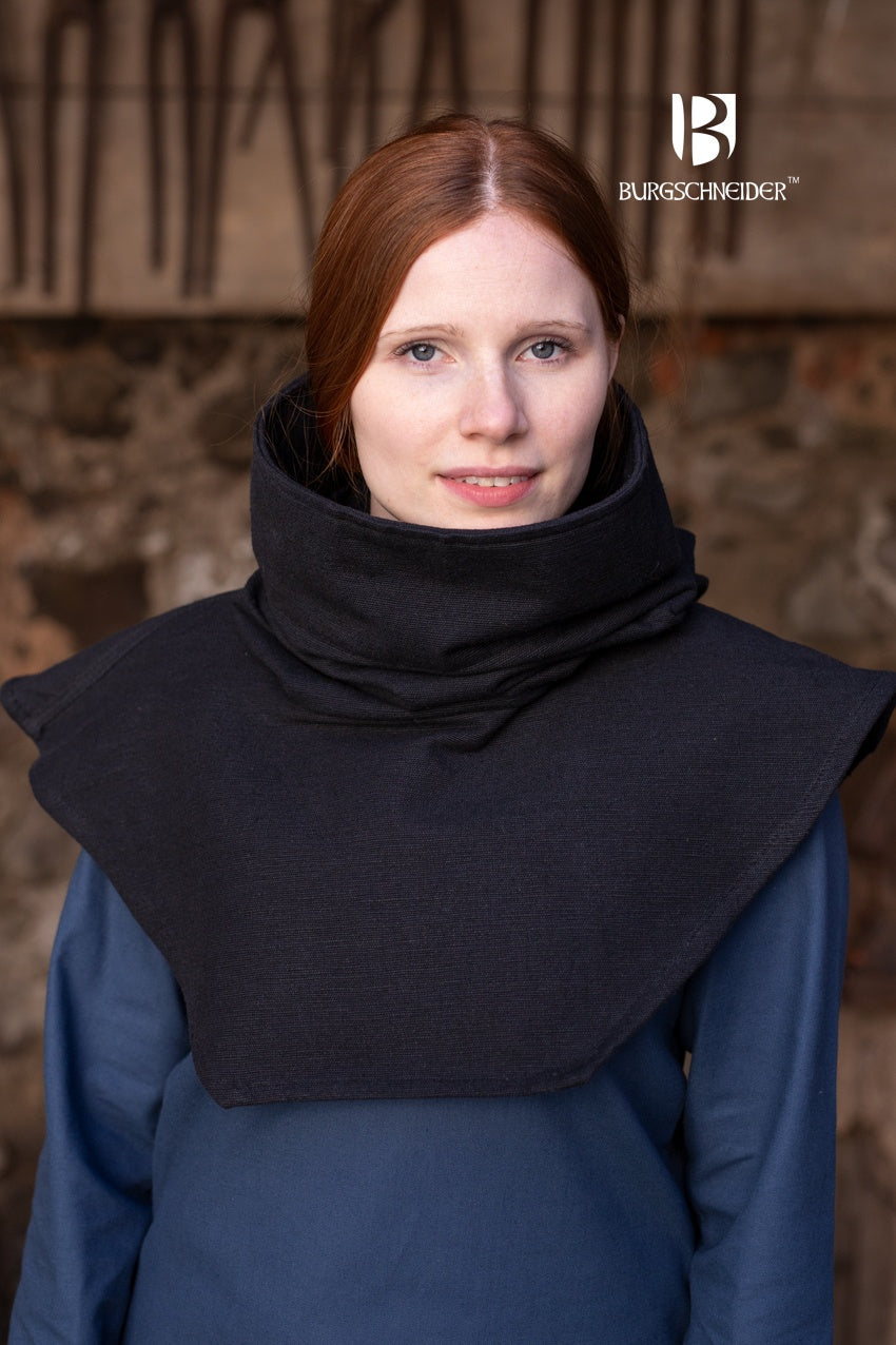Alex Tube Gugel in black, made from 100% cotton, versatile for cold weather use as a scarf, face guard, or hood.