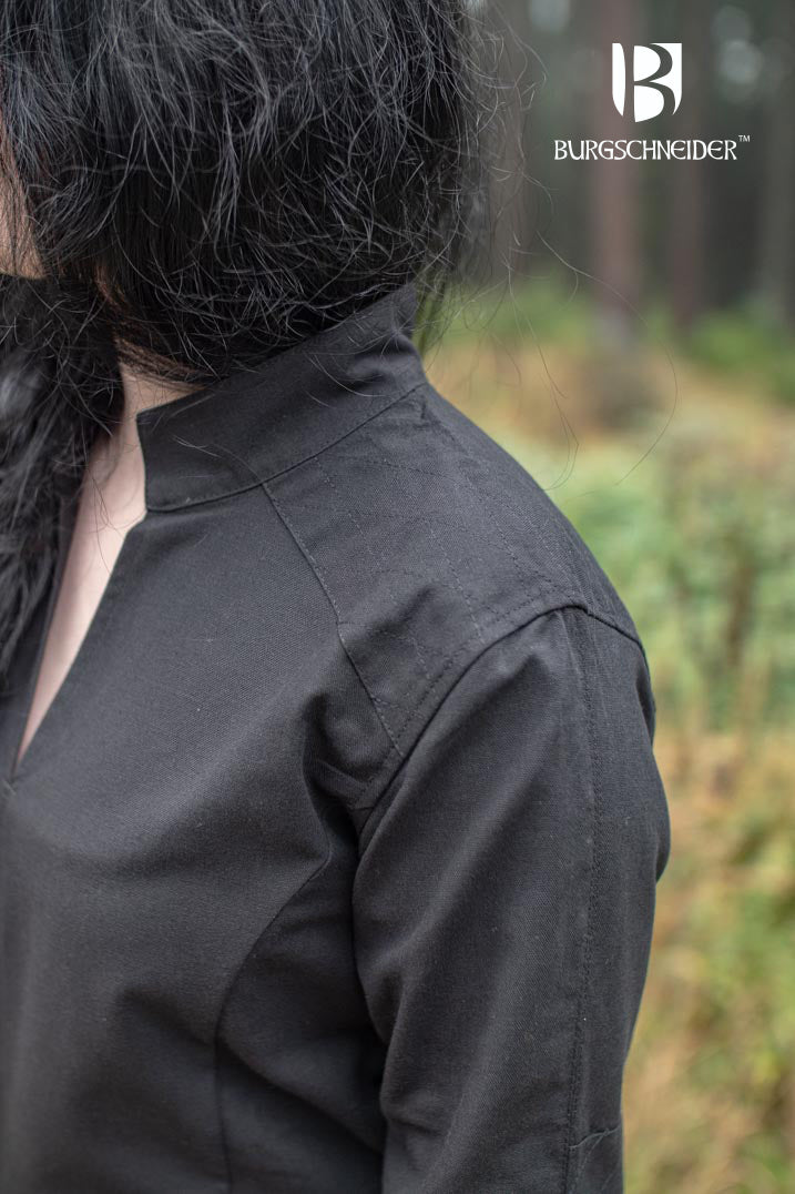 Tunic Theresa Black featuring laced ribbon sleeves and reinforced shoulders, made from breathable cotton, ideal for medieval events.