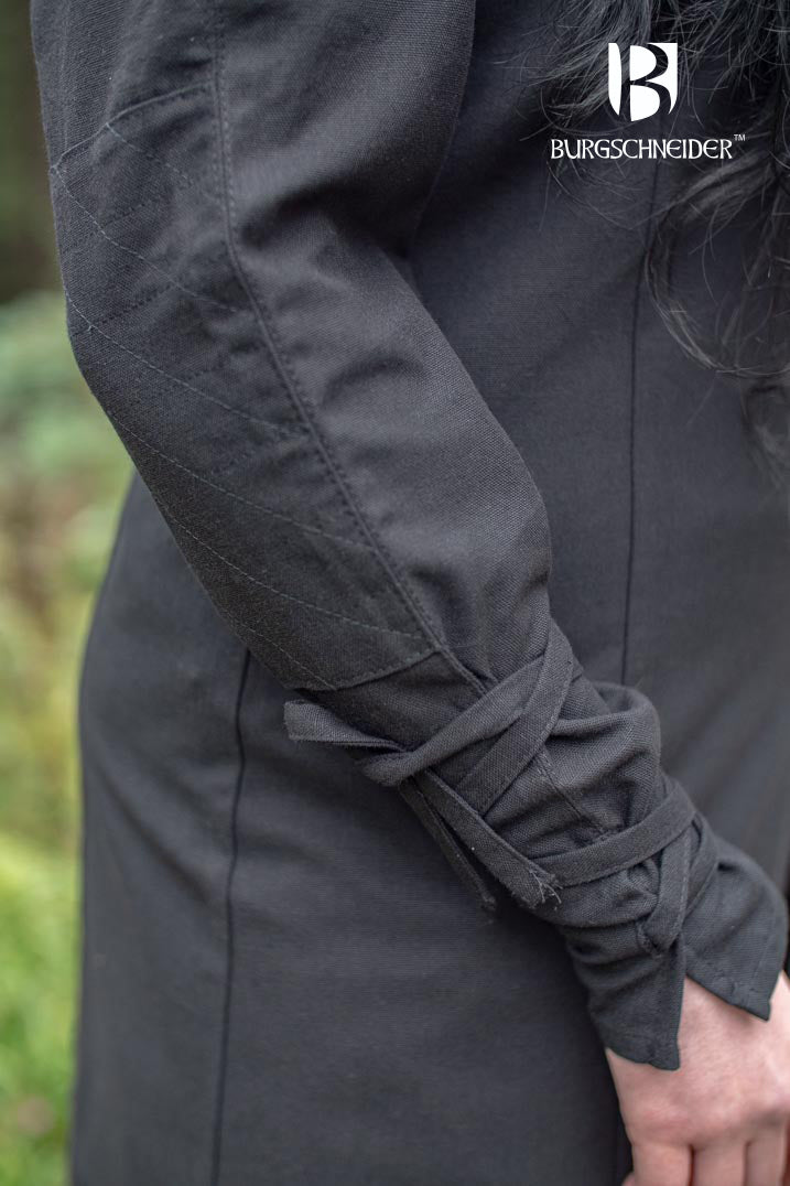 Tunic Theresa Black featuring laced ribbon sleeves and reinforced shoulders, made from breathable cotton, ideal for medieval events.