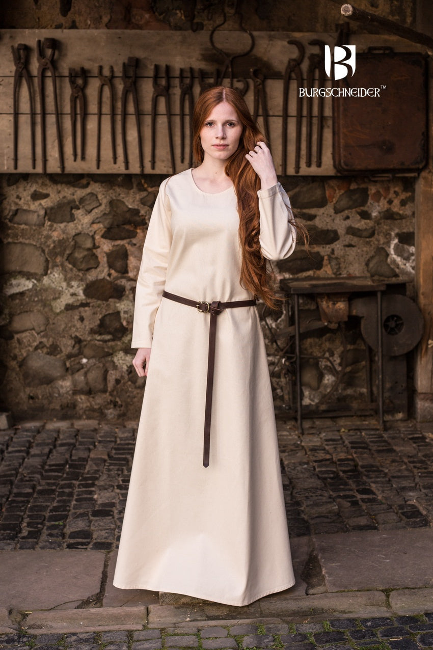 Under Dress Freya Natural, a women's undergarment made of sturdy cotton with a linen-like texture, showcasing its rustic charm and historical design.