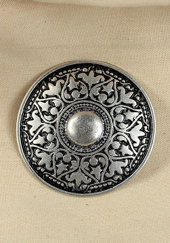 Viking Rivet-Plate Antique Silver, a decorative armor-mount for leather products, featuring a stylish antique finish and durable zinc material.