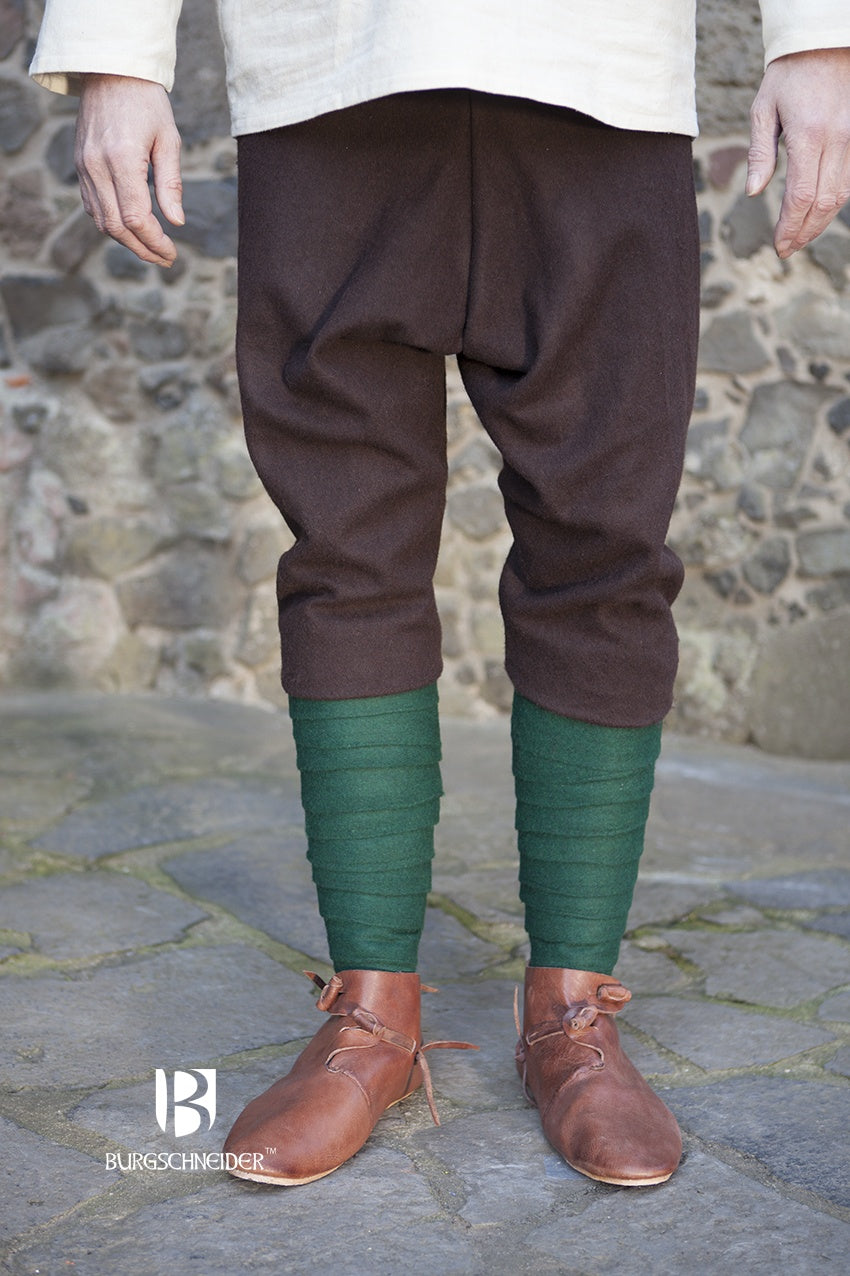Wool Thorsberg Pants Fenris in Brown, showcasing authentic early medieval design and high-quality wool felt fabric.