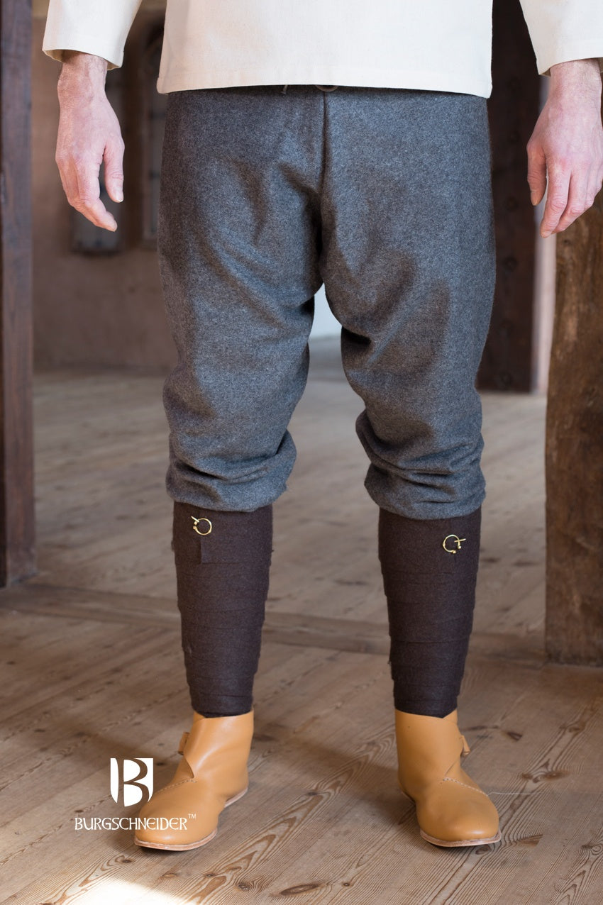 Wool Thorsberg Pants Fenris in Dark Grey, showcasing authentic early medieval design and high-quality wool felt fabric.