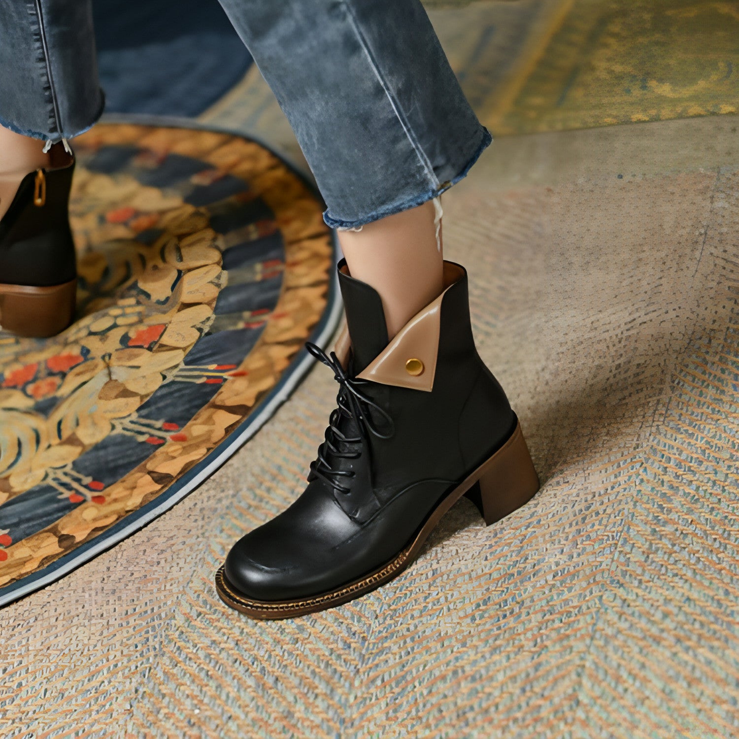 A pair of stylish Women's Fashion Side Zip Casual Rider Boots made from premium synthetic leather, featuring a side zip closure and cushioned insole.