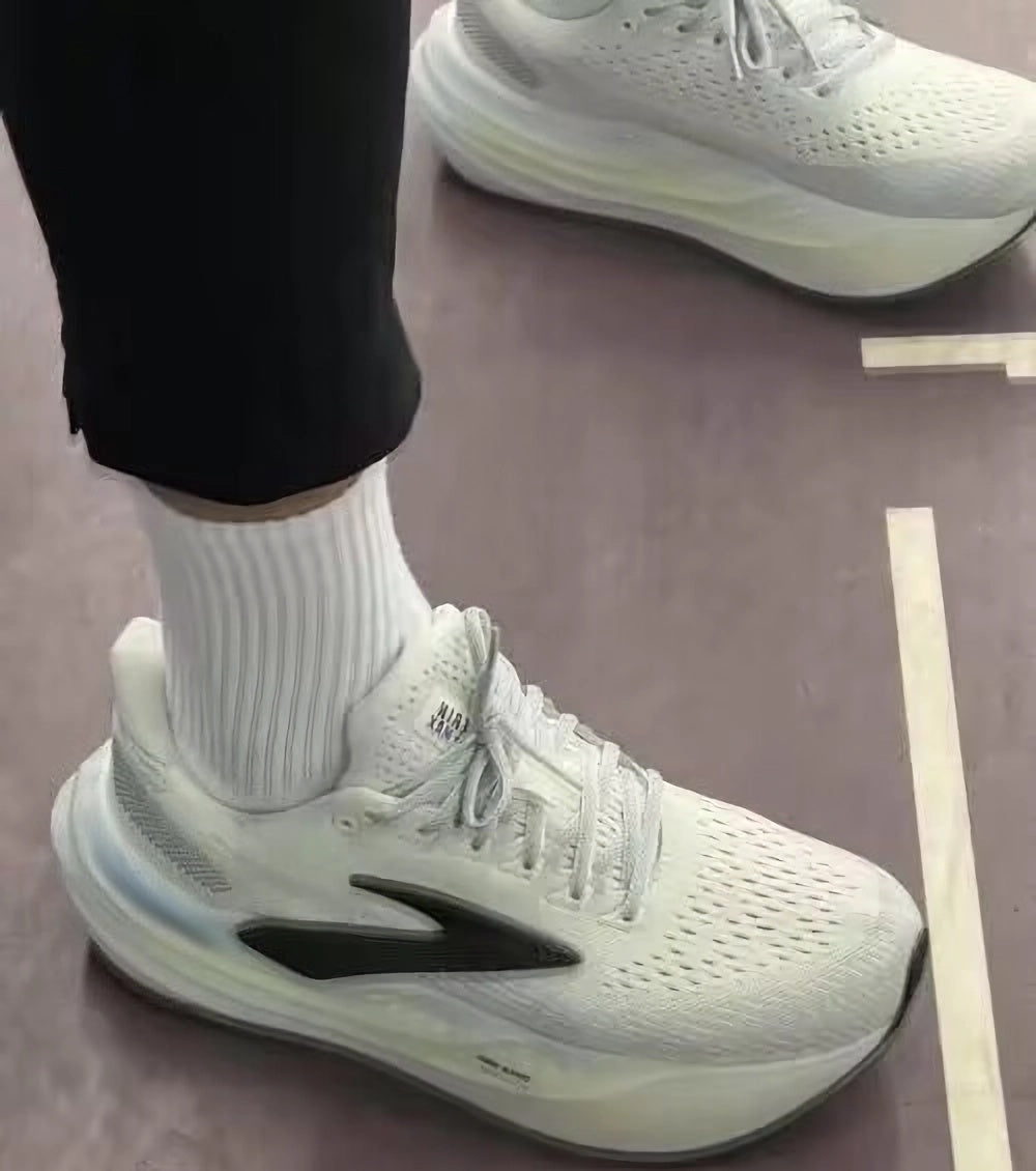 Glycerin Max Casual Sneakers for women, featuring cushioning and anti-slip sole, perfect for sports and casual wear.