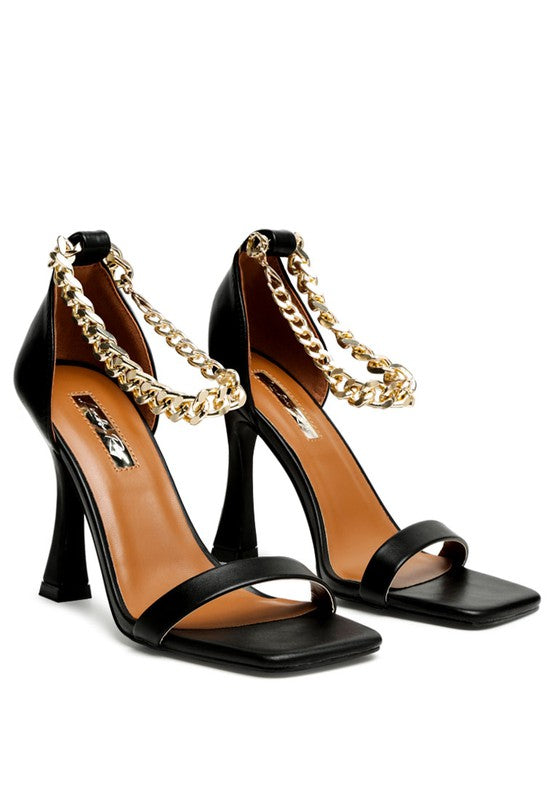 Main VENUSTA HEEL SANDAL WITH METAL CHAIN IN GOLD image
