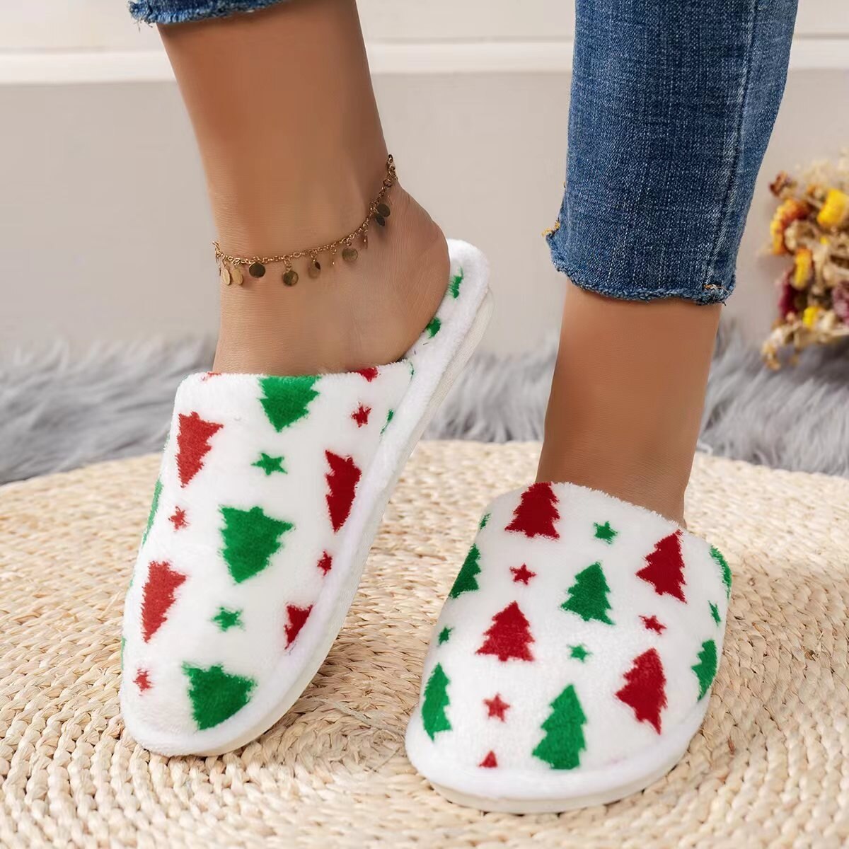 Cozy Christmas Tree Pattern Fluffy Slippers for Bedroom, featuring a festive design and soft material, perfect for indoor comfort.