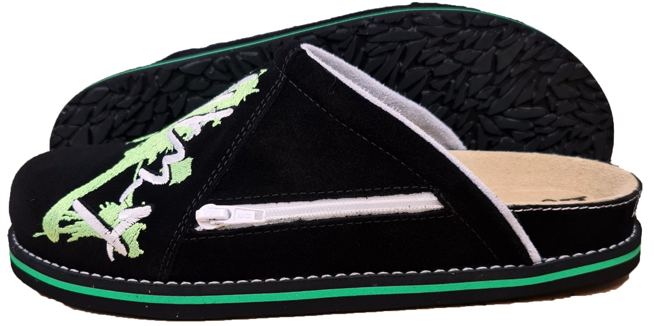 Lightware 3066 Pantoffeln in Schwarz und Grün, ideal für Erholung nach sportlichen Aktivitäten.