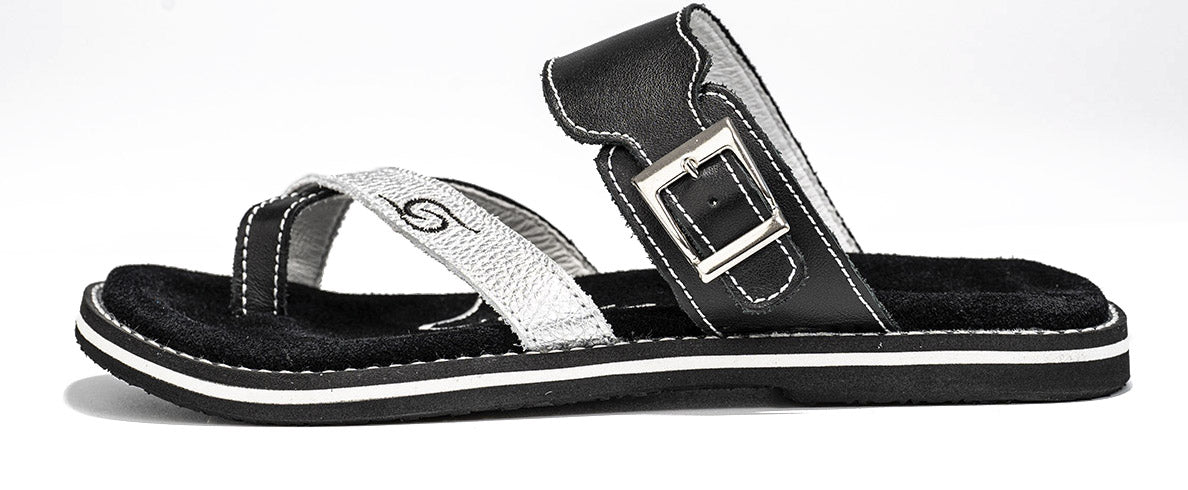 Lily summer shoes made of premium leather with an adjustable strap and anatomical insoles, perfect for warm weather.