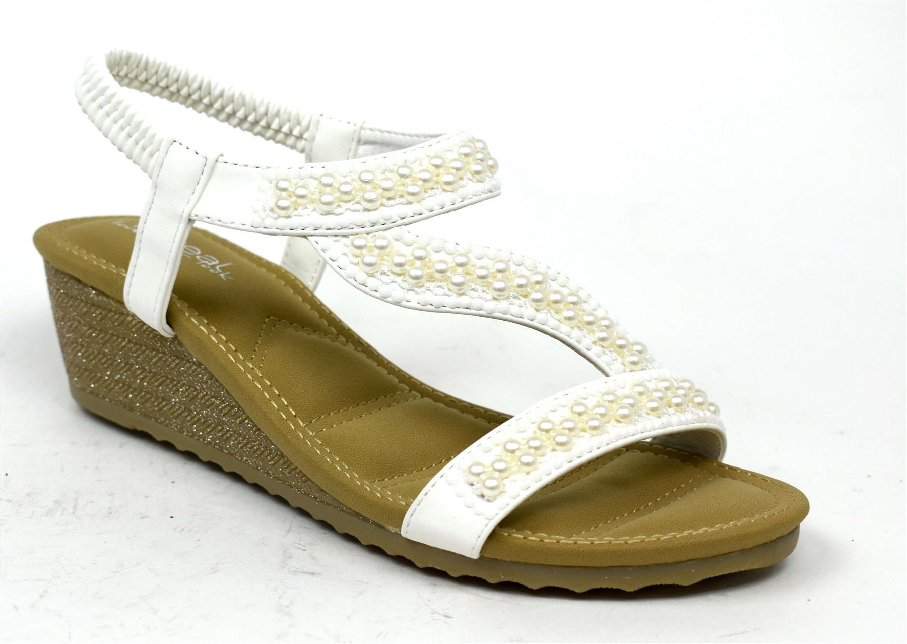 LSA-8028 002 product showcasing its modern design and high-quality materials.