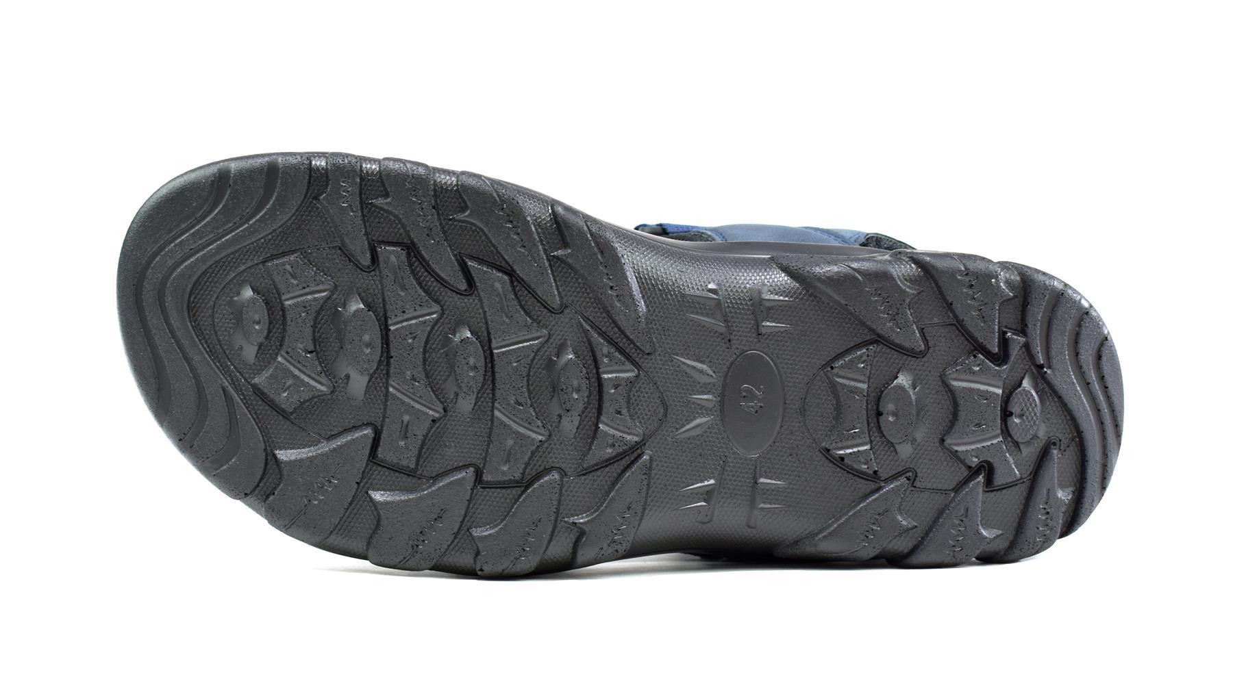 Men's strappy summer sandals featuring a breathable upper, cushioned insock, and durable sole, perfect for summer outings.