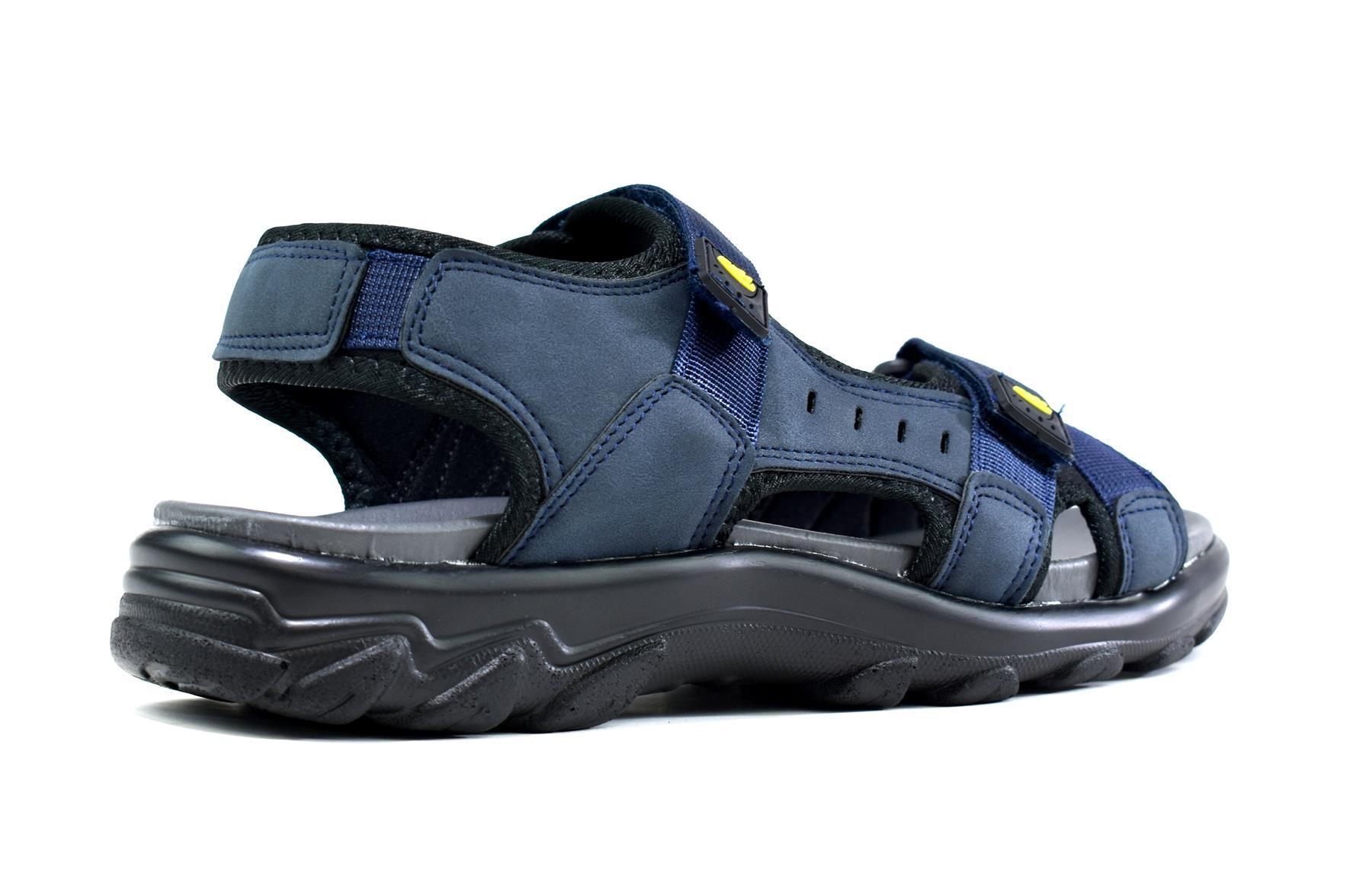 Men's strappy summer sandals featuring a breathable upper, cushioned insock, and durable sole, perfect for summer outings.