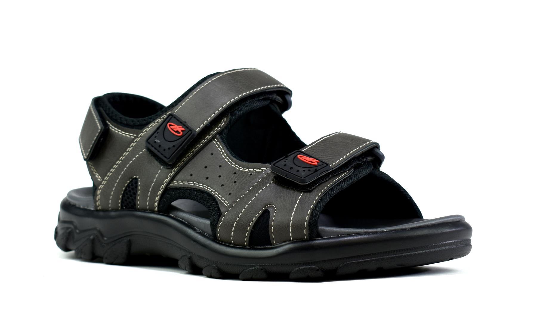 Men's strappy summer sandals made of synthetic PU with a textile lining, showcasing a stylish design suitable for warm weather.