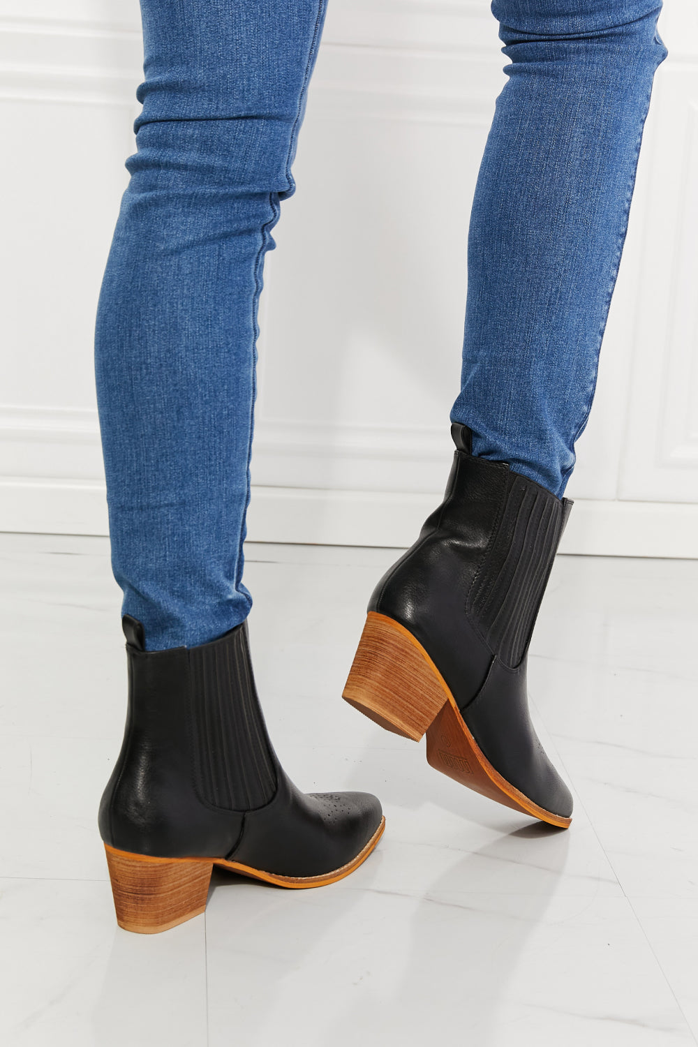 MMShoes Love the Journey Stacked Heel Chelsea Boot in Black, featuring a pointed toe and stylish stacked heel design.
