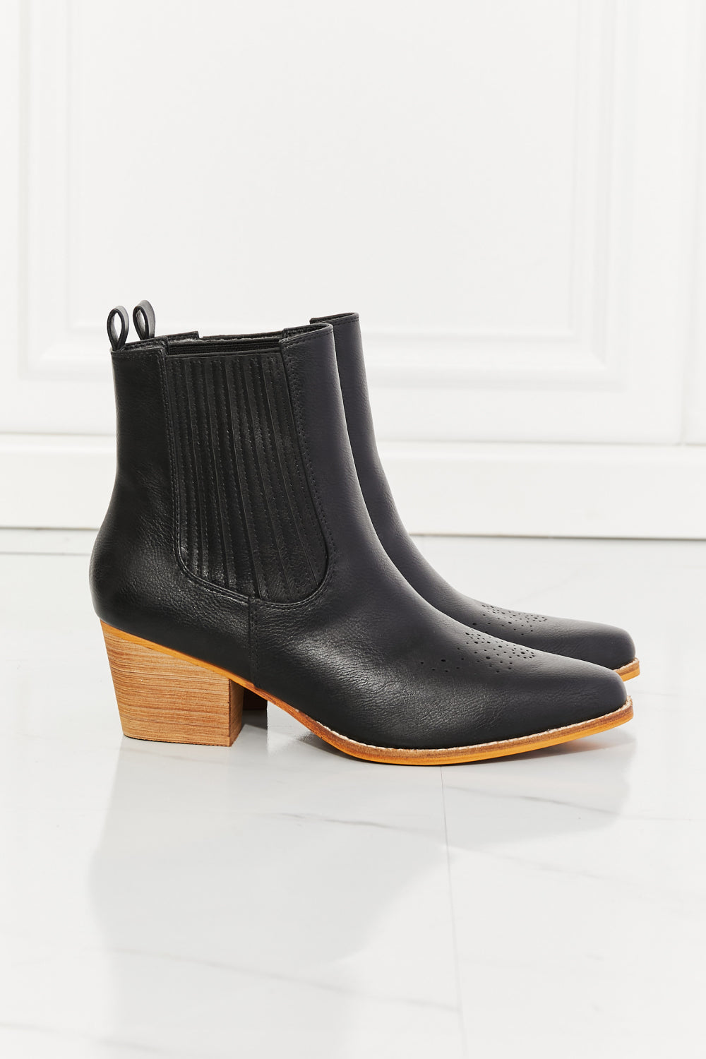 MMShoes Love the Journey Stacked Heel Chelsea Boot in Black, featuring a pointed toe and stylish stacked heel design.
