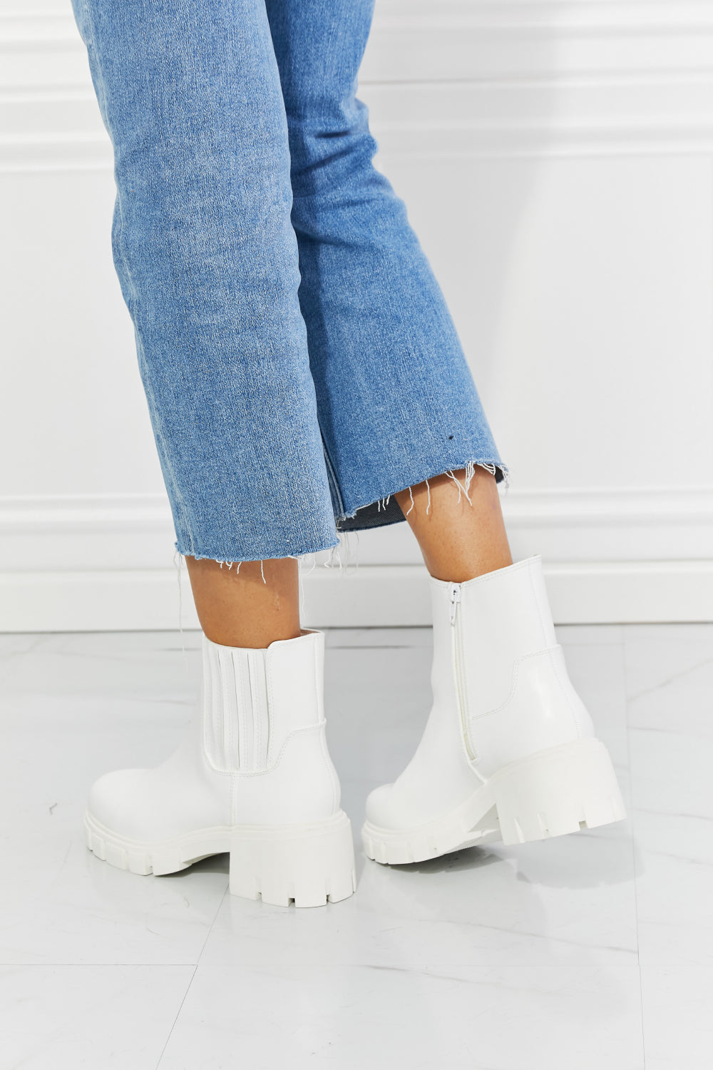 MMShoes What It Takes Lug Sole Chelsea Boots in White, featuring faux patent leather, block heel, and stretchy side panel for easy wear.