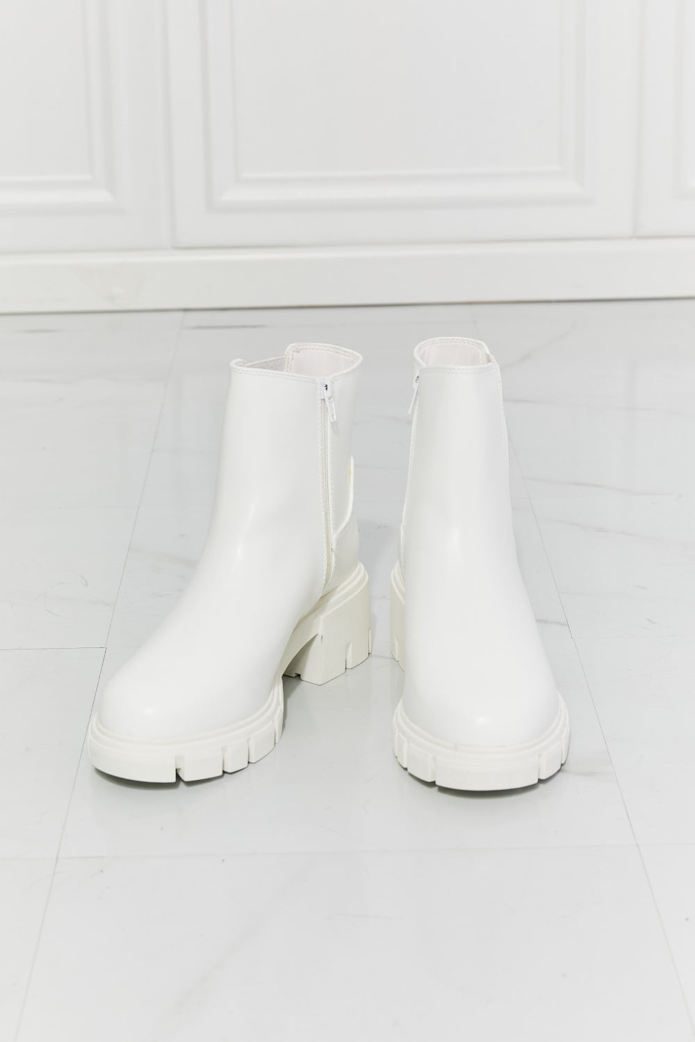 MMShoes What It Takes Lug Sole Chelsea Boots in White, featuring faux patent leather, block heel, and stretchy side panel for easy wear.