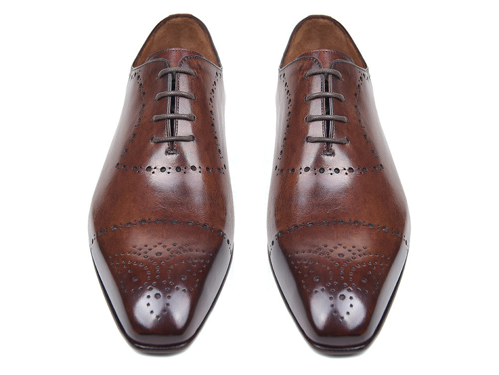 Paul Parkman Brown Classic Brogues featuring antique brown calfskin with perforated decoration and natural leather sole.