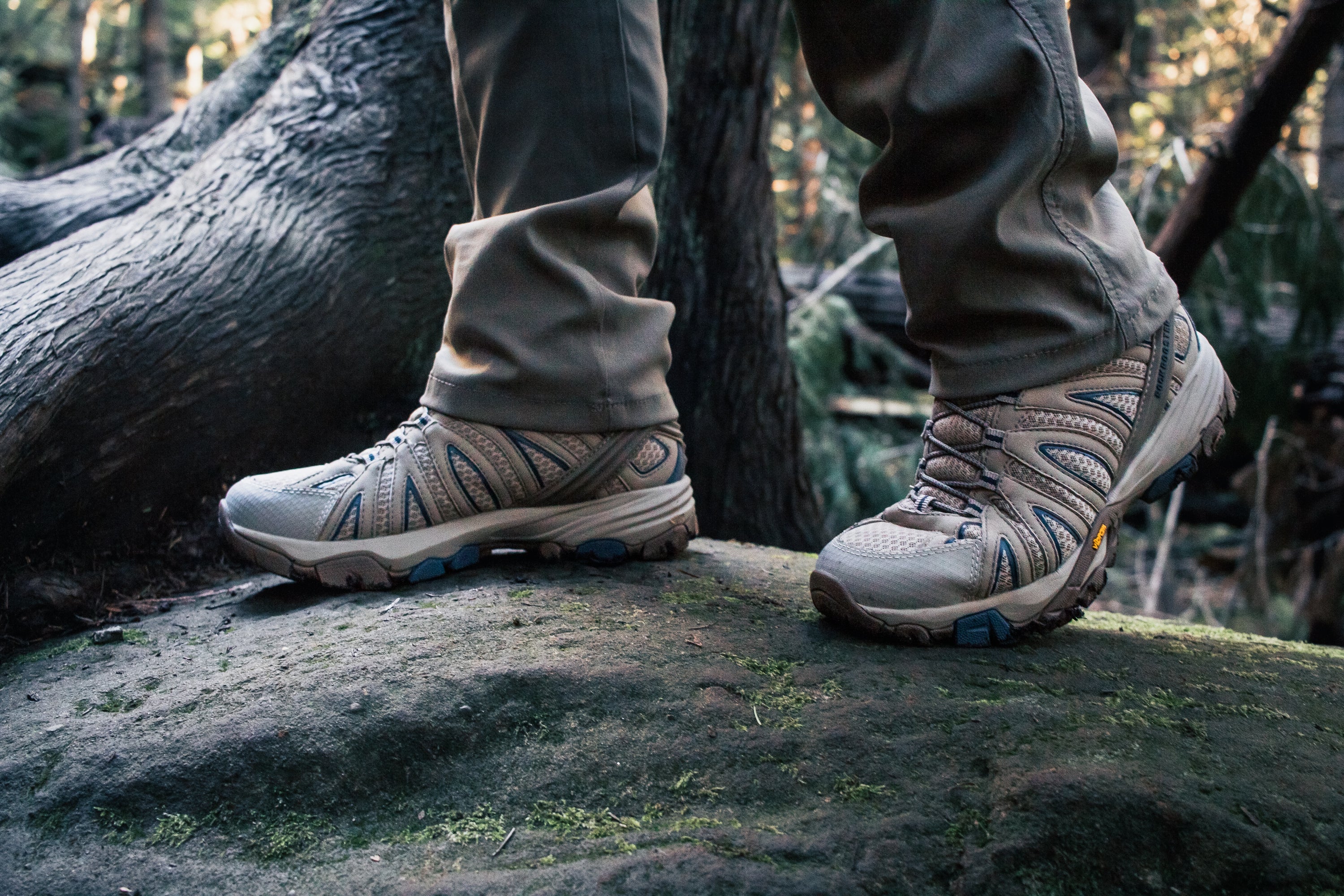ROCKROOSTER Bedrock Sand 6 Inch Waterproof Hiking Boots featuring VIBRAM® outsole, showcasing their durable design and stylish Sand/Gray color.