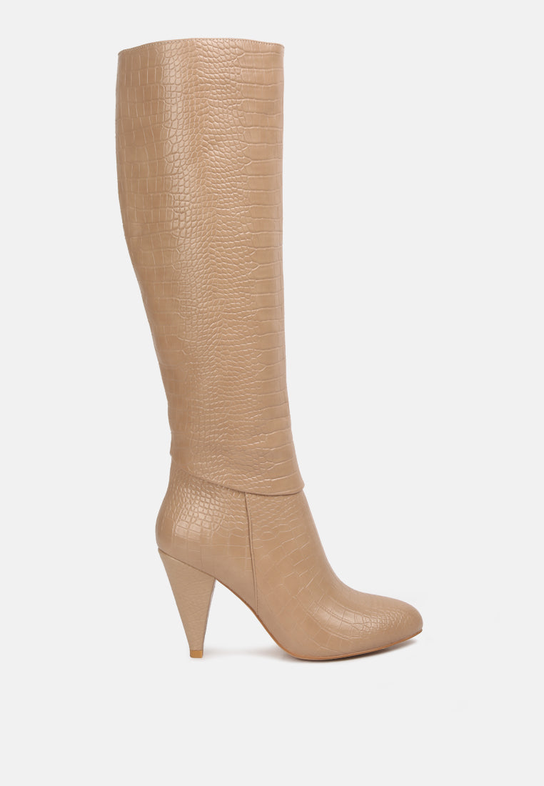 Stylish Rum Rolls Calf Croc Boots featuring a croc texture, pointed heel, and side zipper, perfect for winter outings.