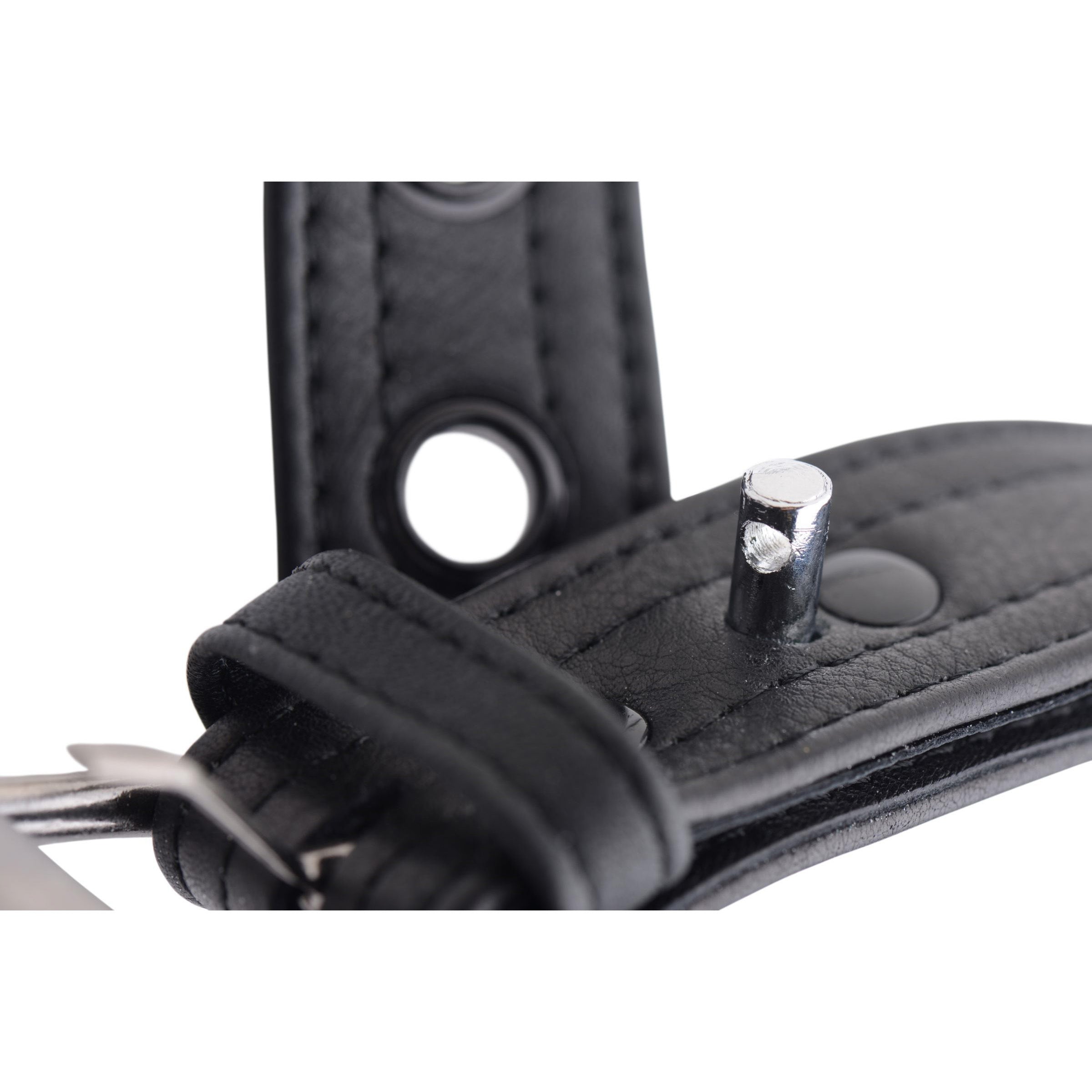 Strict Leather Luxury Locking Collar in black leather with a D-ring for accessories, showcasing its elegant design.