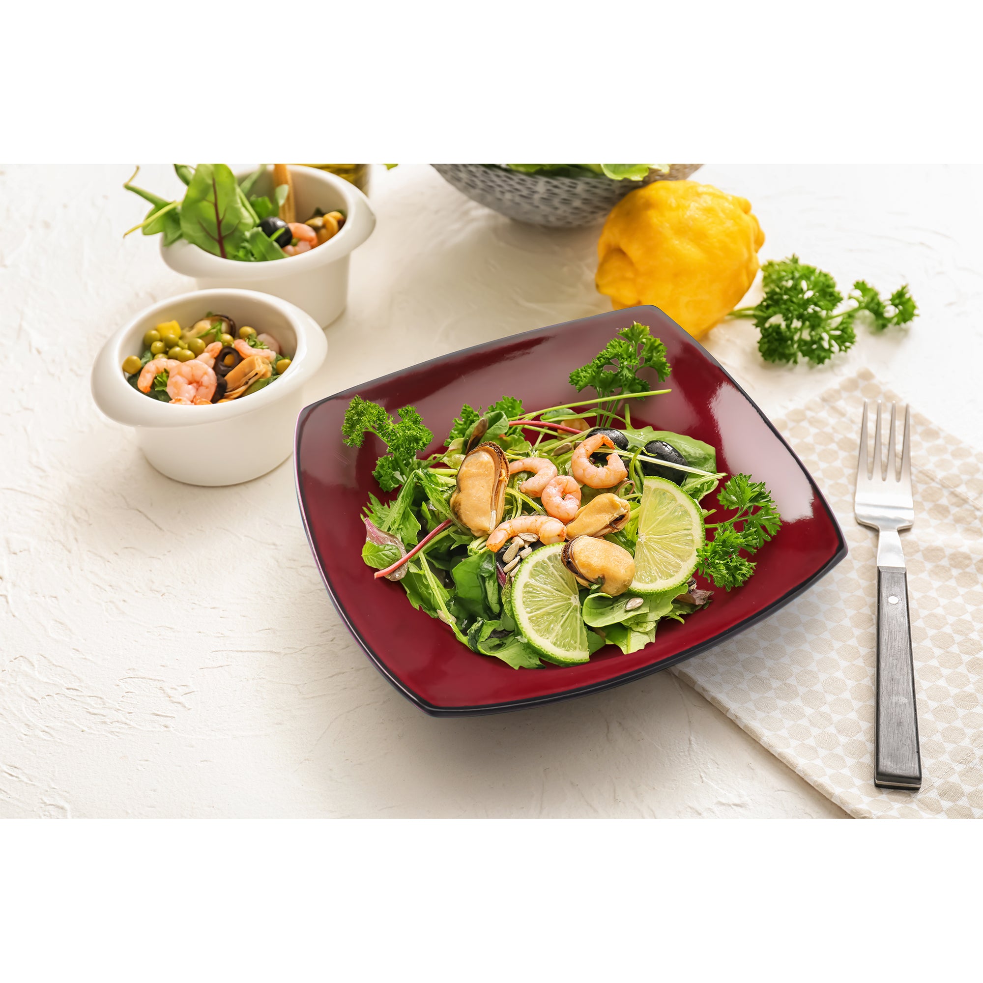 16-teiliges Geschirr Set Marsili Kollektion in modernem Design, bestehend aus Tellern, Schalen und Tassen, ideal für jeden Anlass.