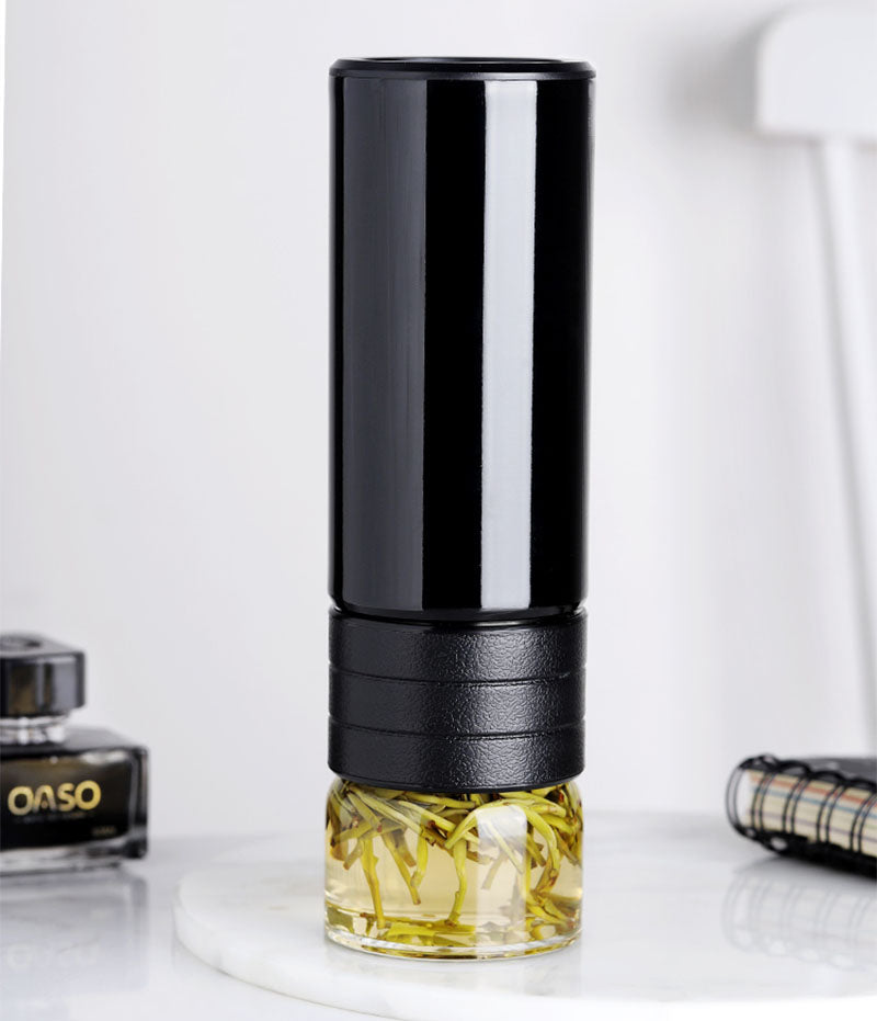 Smart Insulation Cup with Temperature Display in black and white, showcasing its sleek design and temperature display feature.