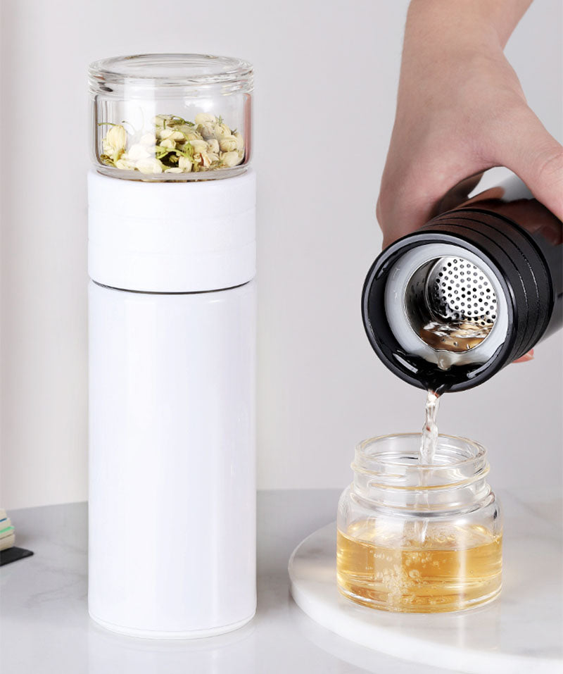 Smart Insulation Cup with Temperature Display in black and white, showcasing its sleek design and temperature display feature.