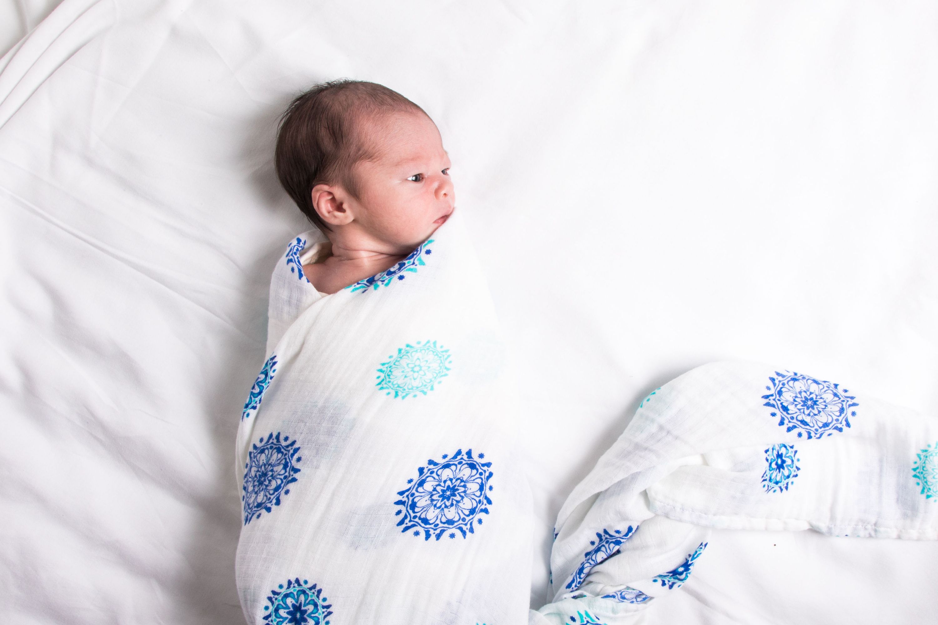 Organic Swaddle - Mandala made from soft GOTS certified cotton, featuring a beautiful mandala design, perfect for wrapping babies comfortably.