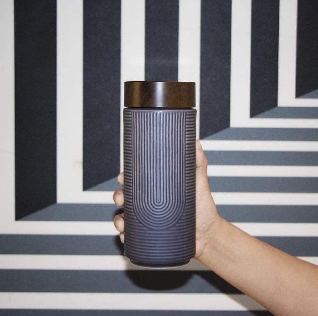 One Direction Travel Tea Mug featuring vibrant street art design and double wall insulation.