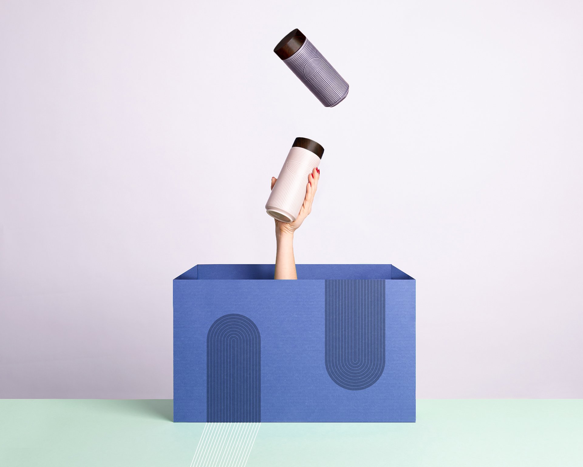 One Direction Travel Tea Mug featuring vibrant street art design and double wall insulation.